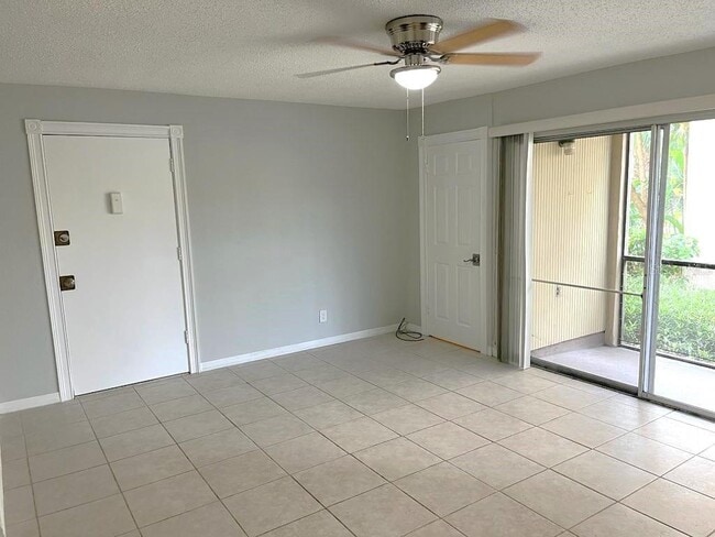 Photo - 596 Orange Dr Unit 150