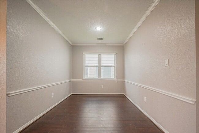 Photo - 4510 Sherwood Green Ct