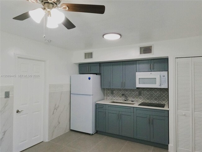4608 Holt Rd Unit A