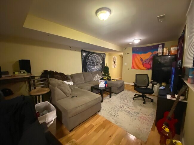 Photo - 1637 W Diamond
