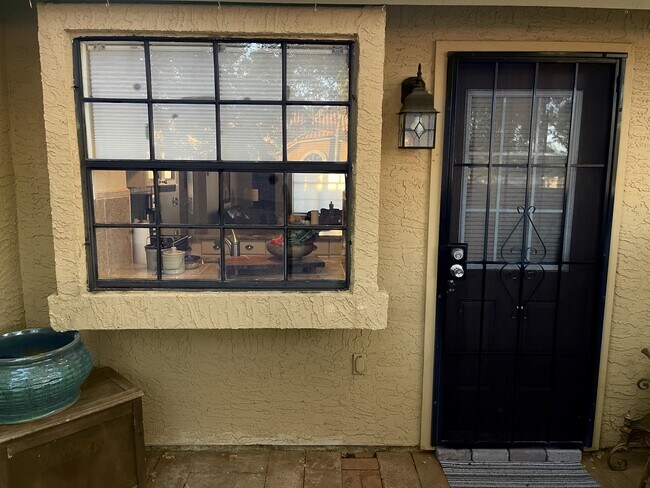 Photo - 5704 E Aire Libre Ave Townhome