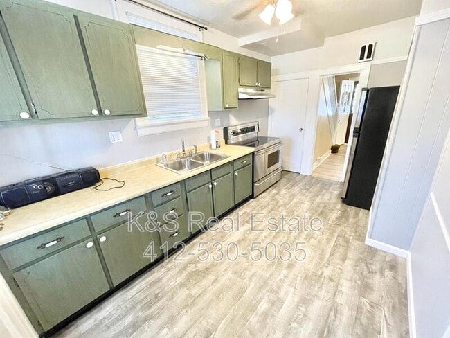 Photo - 2621 Milburn St