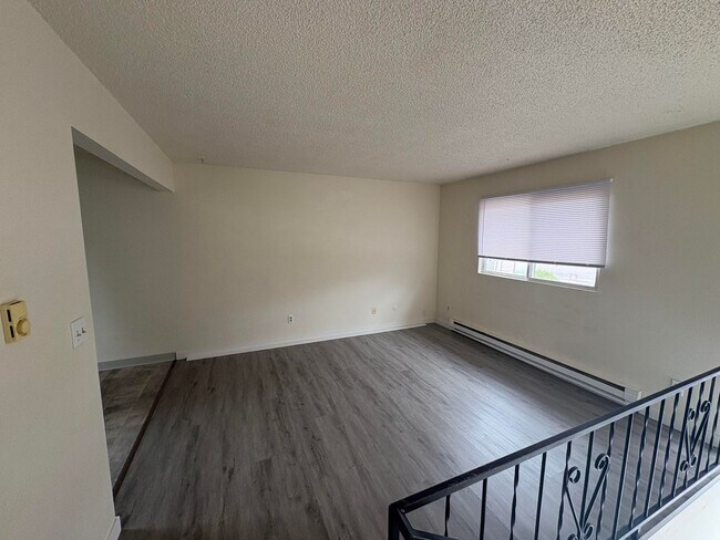 Photo - 430 W Bickford St Unit 4