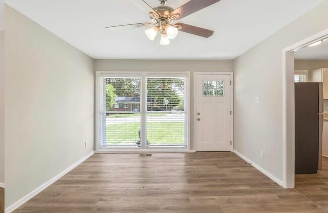 Photo - 1841 Haines St