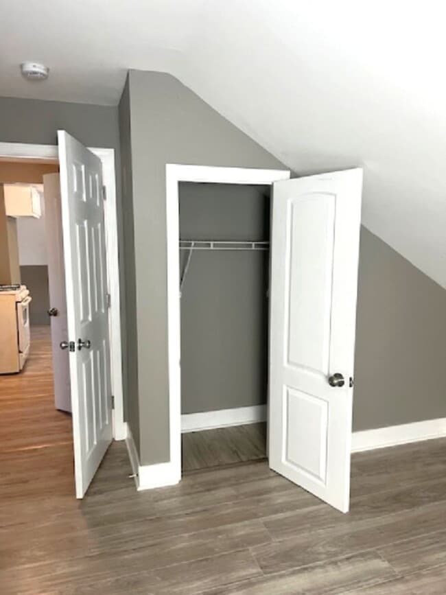 Photo - 718-720 Charles Street Unidad #2