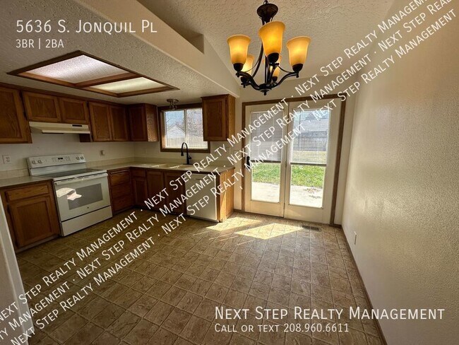 Photo - 5636 S Jonquil Pl