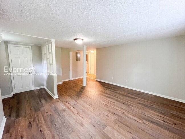 Photo - 5727 N Morgan Ln Unit 4