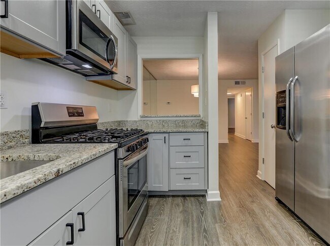 Photo - 308 Wynnes Ridge Cir SE