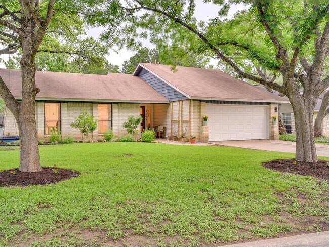 Photo - 4908 Dry Oak Trail