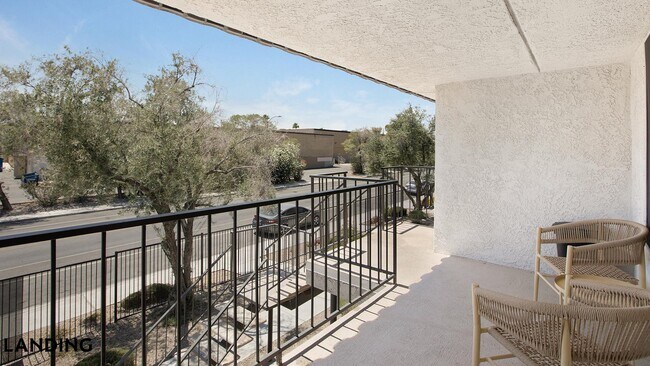 2301 S Valley View Blvd Unit B16