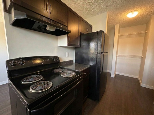 12015 82 St NW Unit 2A