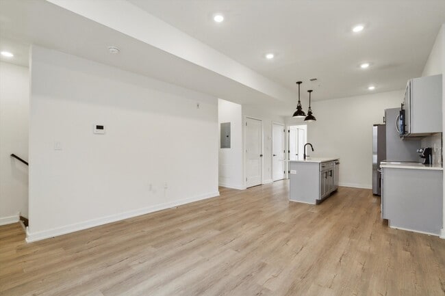 Building Photo - 1809 N 18th St Unit C