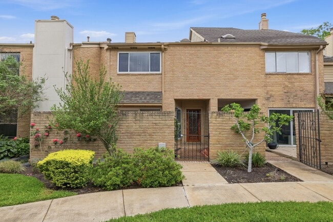 Photo - 12625 Memorial Dr Unit 16