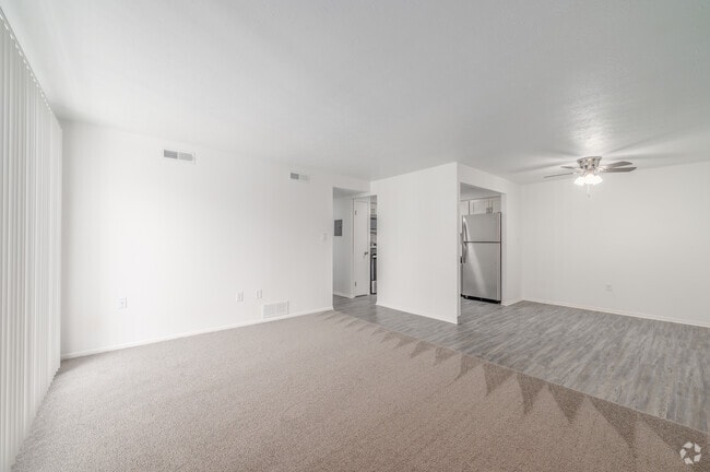 1BR 1BA