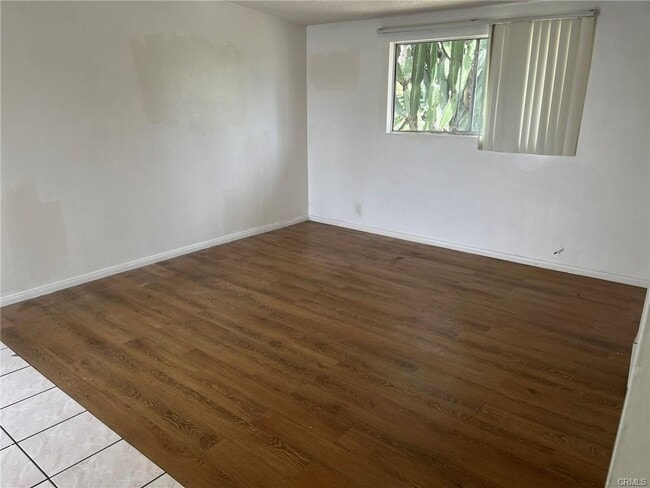 Photo - 12905-12921 Palm St