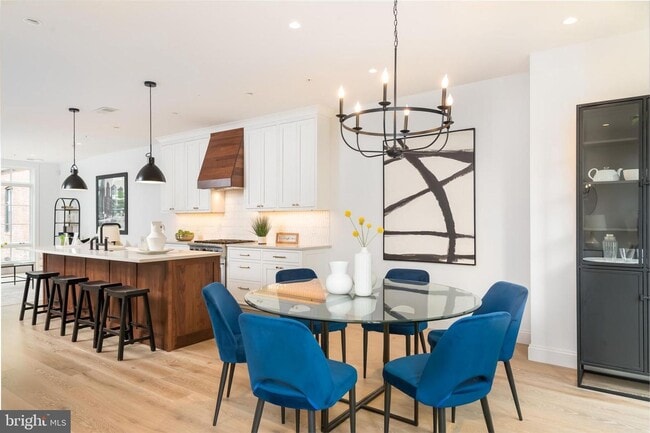 Building Photo - For Lease: A Luxury Penthouse Condominium ...
