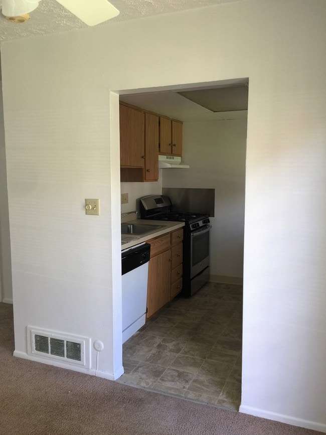 Photo - Baldwin Commons