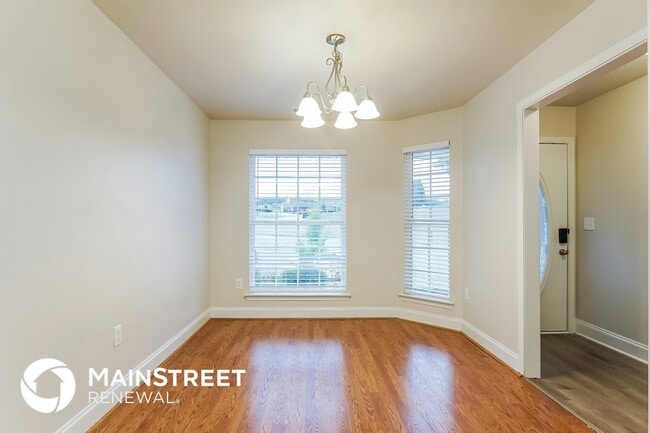 Photo - 201 Ivy Hills Cir