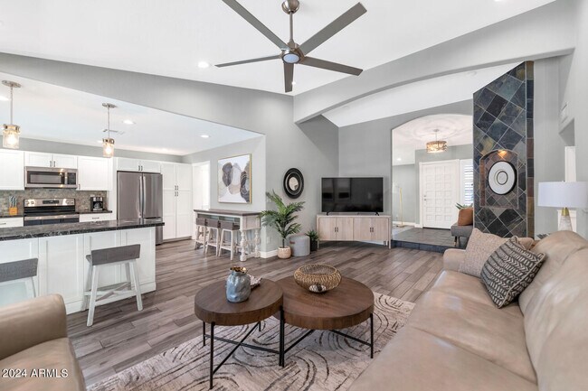 Photo - 1439 S almar Cir