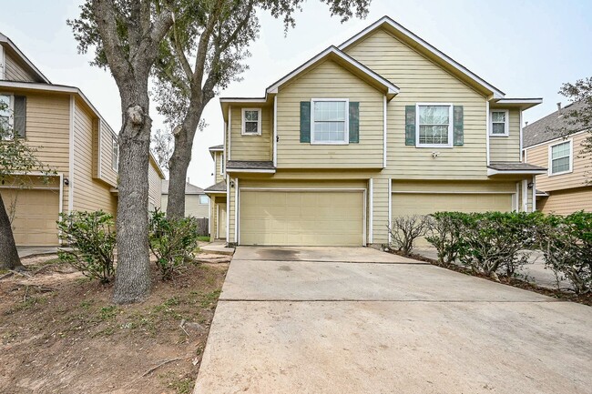 Building Photo - 6127 Yorkglen Manor Ln