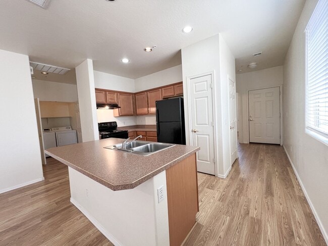 Photo - TOWNHOME - COTTONWOOD - VILLAS ON ELM