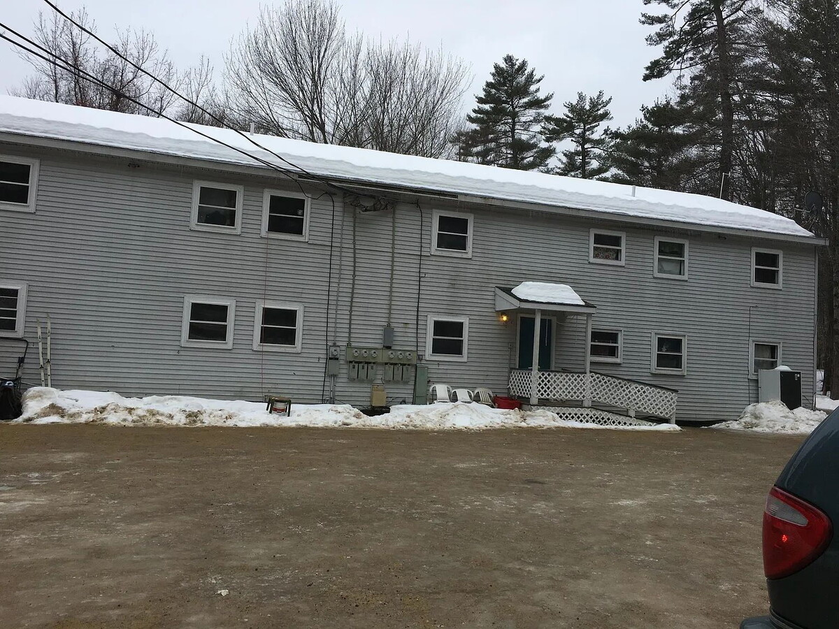 Spacious & Updated 2-Bedroom Apartment in the Heart of Bridgton - Spacious & Updated 2-Bedroom Apartment in the Heart of Bridgton