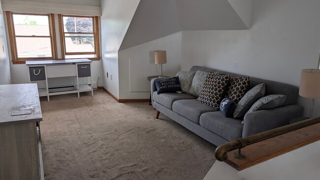 Photo - 36 S Walnut St Unit 3
