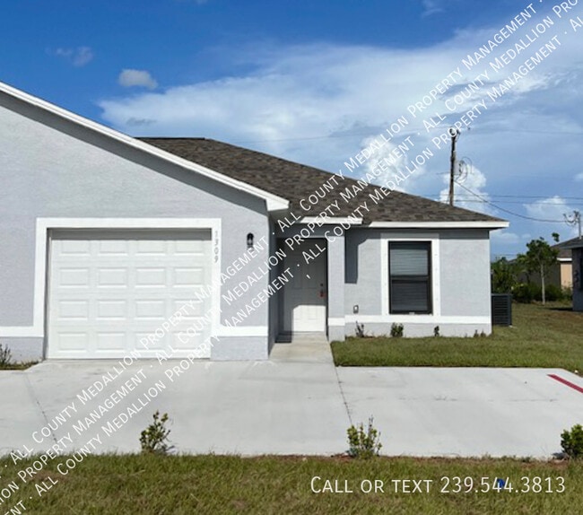 Building Photo - 1309 SE 8th Pl Rental