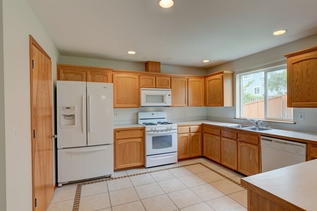 Photo - 4 Bedroom 2.5 bath Home in Cherry Hill