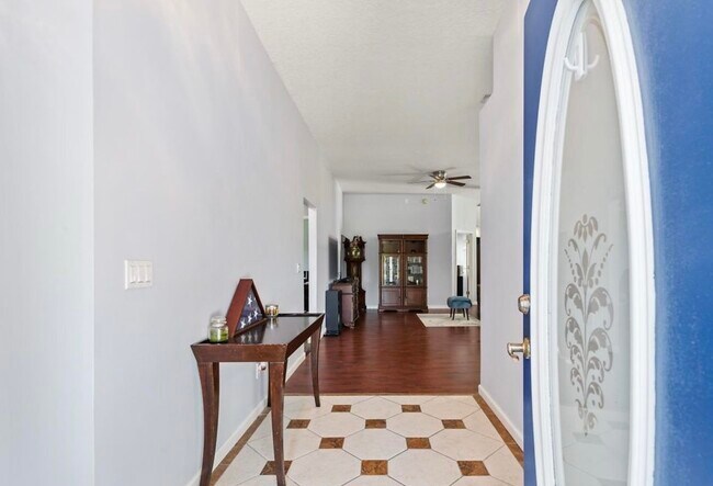 891 E Red House Branch Rd