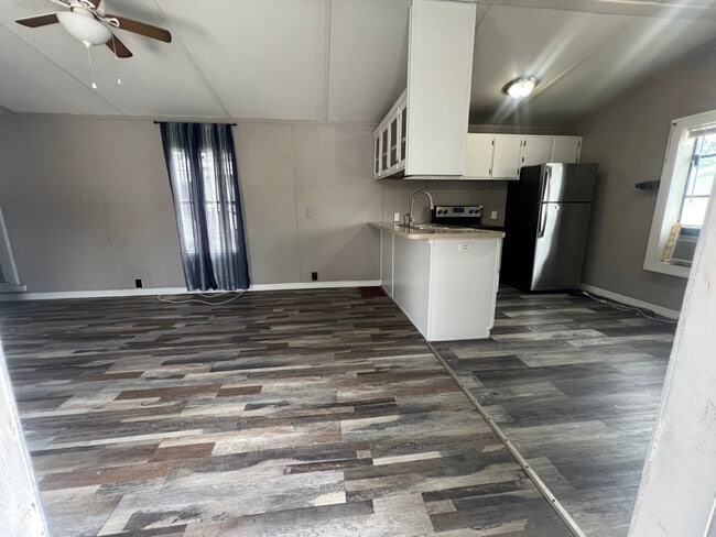 Photo - 6539 Townsend Rd