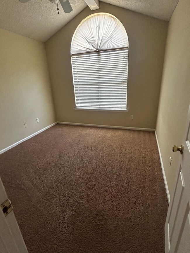 Photo - 4044 Chadwyck Dr