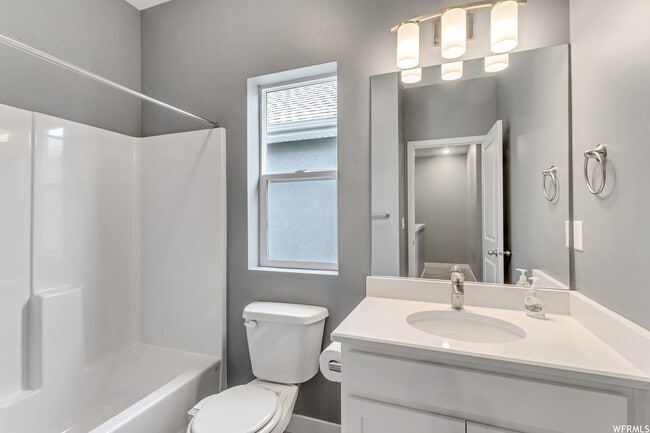 Photo - 4436 W 2550 N