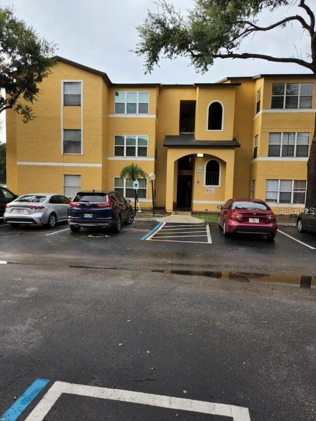 Building Photo - 4528 Commander Dr Unit 2034