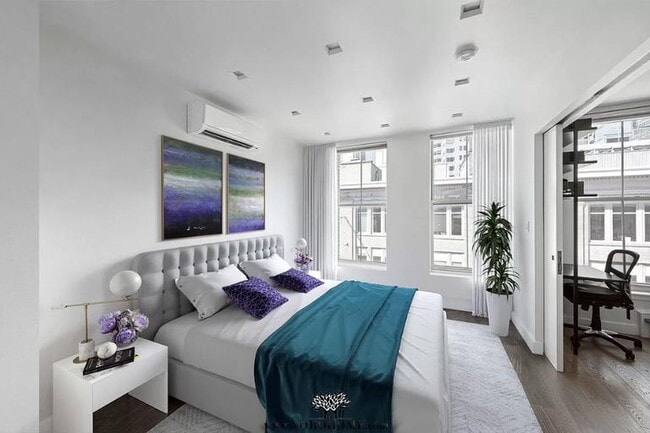 Photo - 136 Beekman St