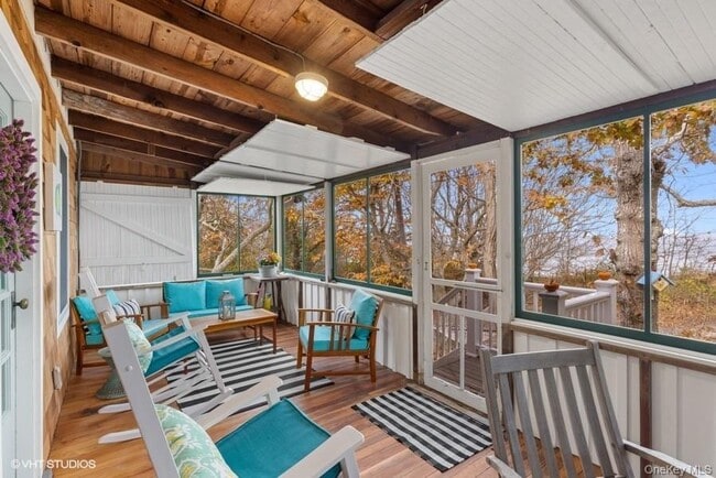 Photo - 24 Cliff Way