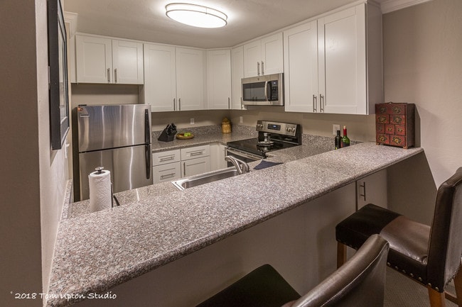 Union Plaza Apartments