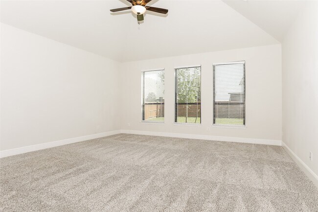 Photo - 30627 S Creek Way