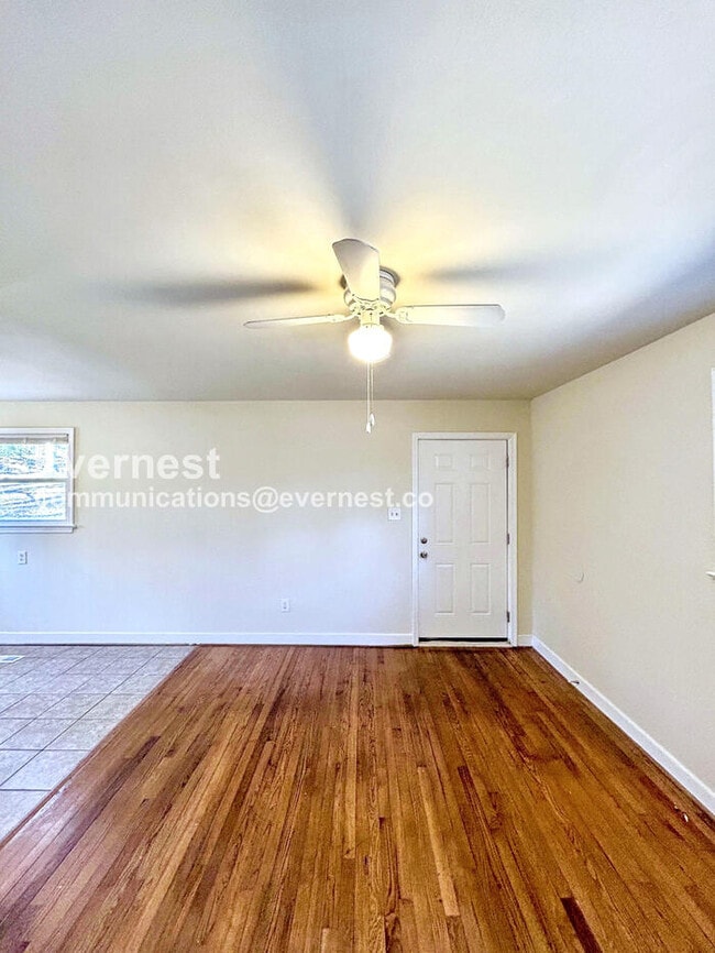 Photo - 12364 Mason Ave