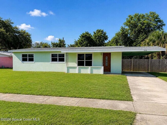 Photo - 2028 Rollins Dr