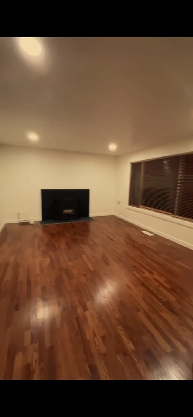 Photo - 1732 S 234th St Unit 3 Bd 1bath upstairs house