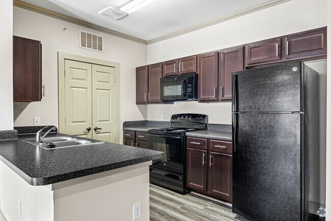 1BR, 1BA - 740SF - Kitchen
