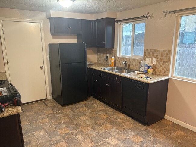 Photo - KeBr01 ~ 486/488 52nd Street Unidad 488