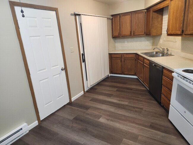 Photo - 2448 Wilshire Dr Unit #2448 Wilshire Dr. Lima O