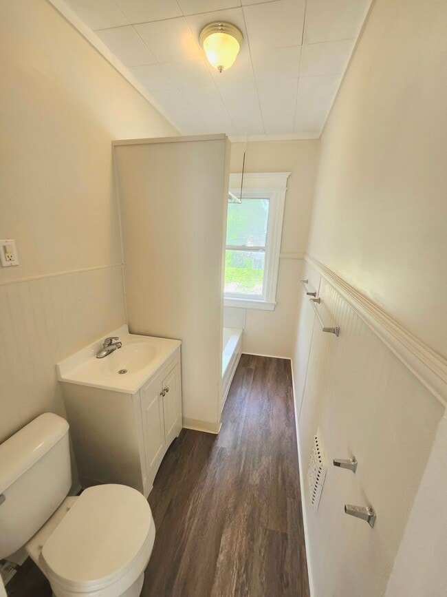 Photo - 189-191 Parsells Avenue Unit 189 Parsells Ave