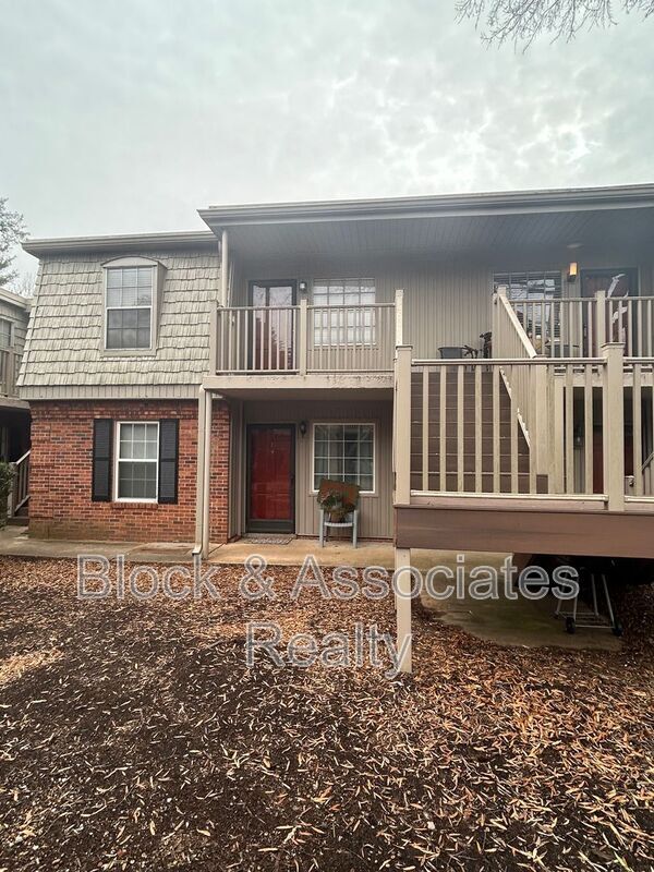 Photo - 3824 Country Club Rd