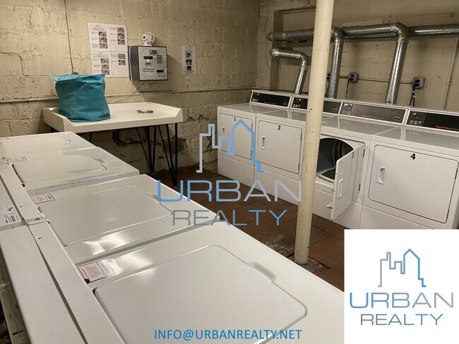 Photo - 2039 Commonwealth Ave