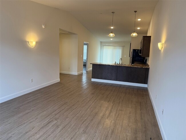 Photo - 5187 Westgate Dr Unit 15