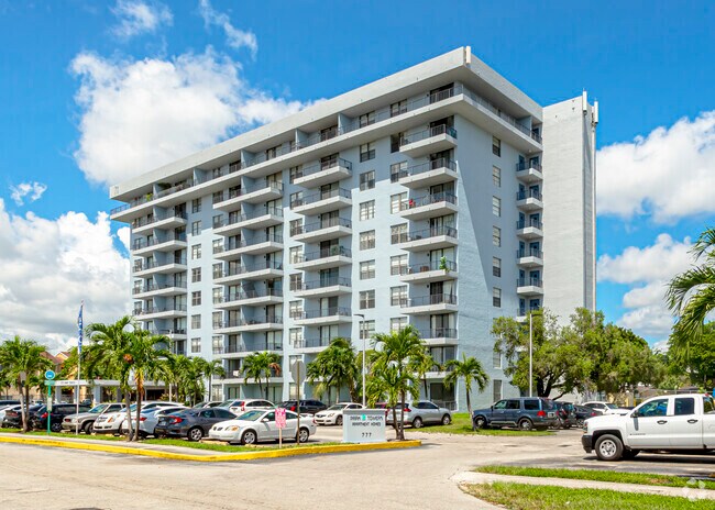 Park Towers - Park Towers