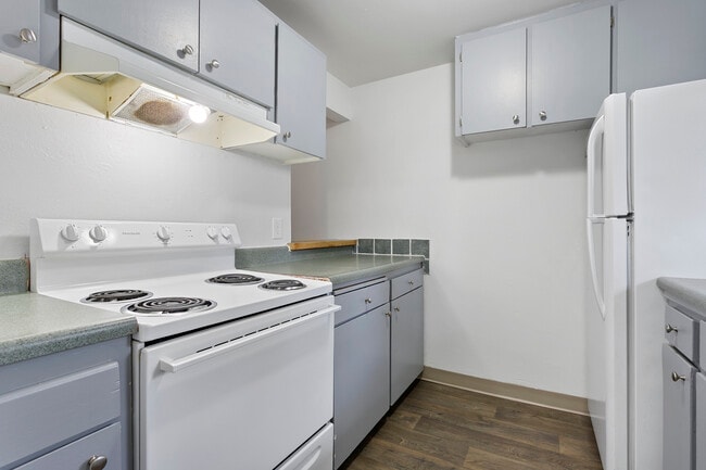 Fairway Apartments